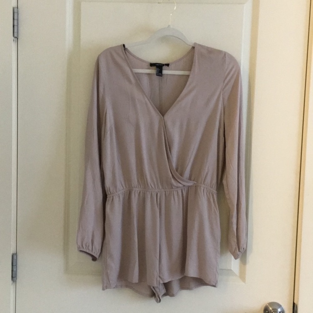 Taupe romper